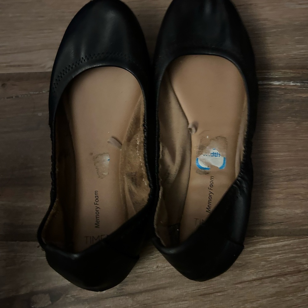 Black flats